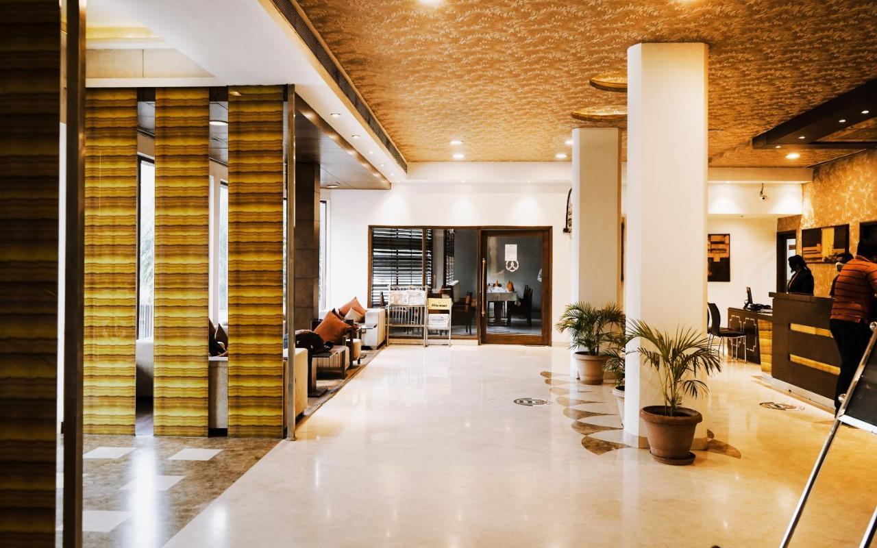 Hotel Gwalior Regency Экстерьер фото